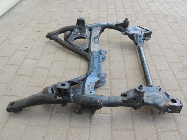 BMW F20 F21 F21 F22 F22 F30 F31 F34 F34 F35 Priekšējā tilta balsts 31106872118