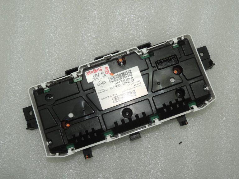 OEM Opel Vivaro B Renault Trafic III instrumentu panelis ar spidometru 93461383
