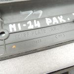 Mitsubishi L200 K7 Aizmugurējo durvju sliekšņu apdare kreisajā un labajā pusē ar METAL vāciņu