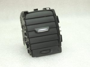 OEM Opel Vivaro B paneļa gaisa pūtējs, pa vidu pa kreisi 95517494
