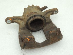 OPEL VIVARO B TRAFIC III priekšējais labais bremžu kalips RH 95527597 410013477R OEM
