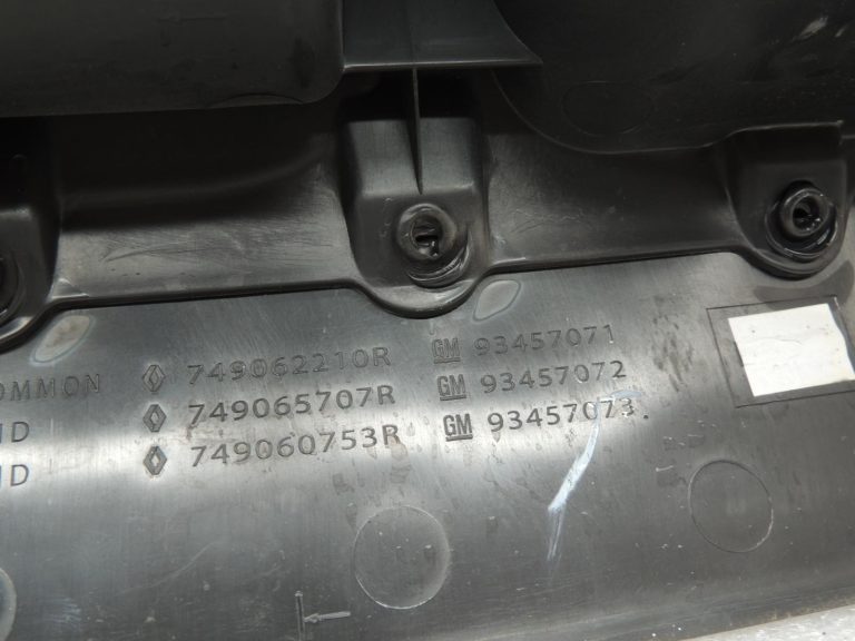 OEM Opel Vivaro B Renault Trafic III salona grīdas detaļu komplekts