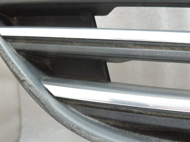 OE Opel Vivaro B Renault Trafic III priekšējais buferis ar radiatora resti 93868859