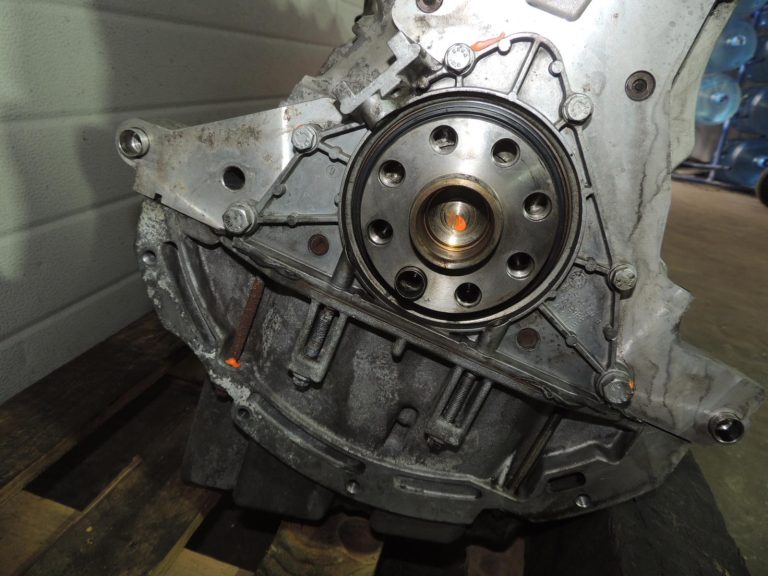 BMW E60 E61 530d dzinējs, dzinēja bloks M57D30O2 306D3 170 kW 11000413754 OEM