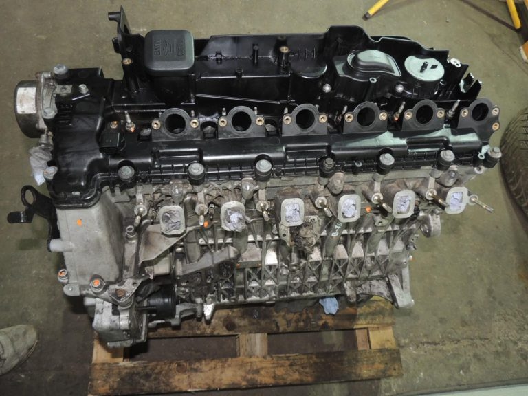 BMW E60 E61 530d dzinējs, dzinēja bloks M57D30O2 306D3 170 kW 11000413754 OEM