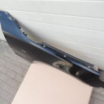 BMW E60 E61 priekšējais labais spārns, melns II 668 41357111430 OEM