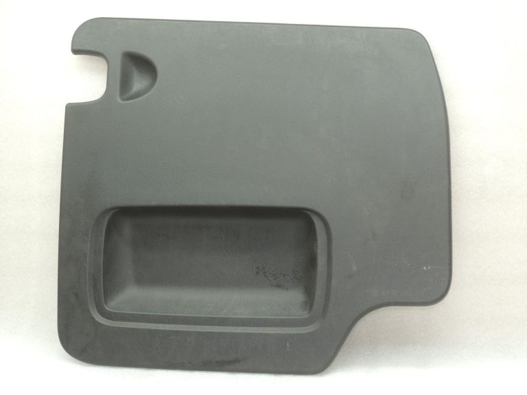 OPEL VIVARO B TRAFIC III aizmugurējās durvis labās puses apdare RH 93866645 909001140R OEM