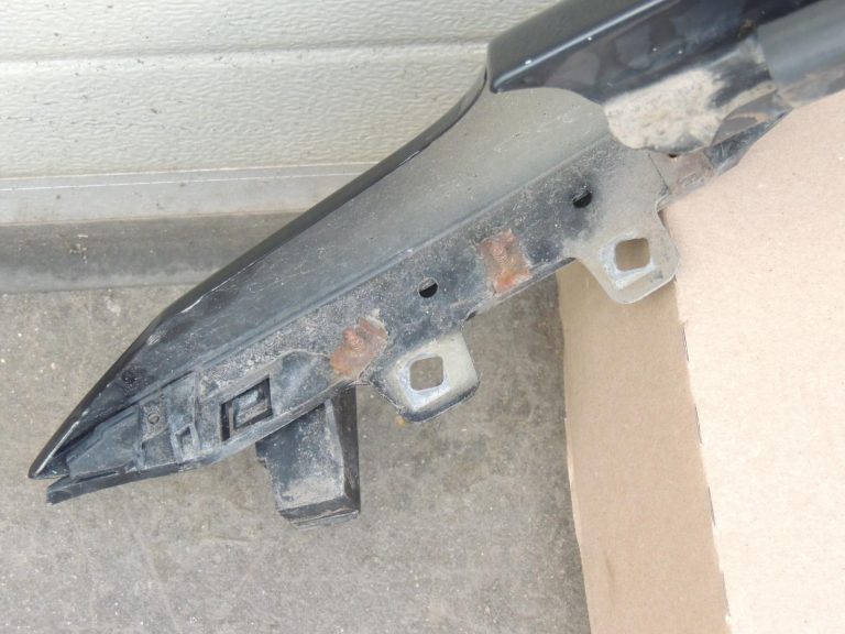 BMW E60 E61 priekšējais labais spārns, melns II 668 41357111430 OEM