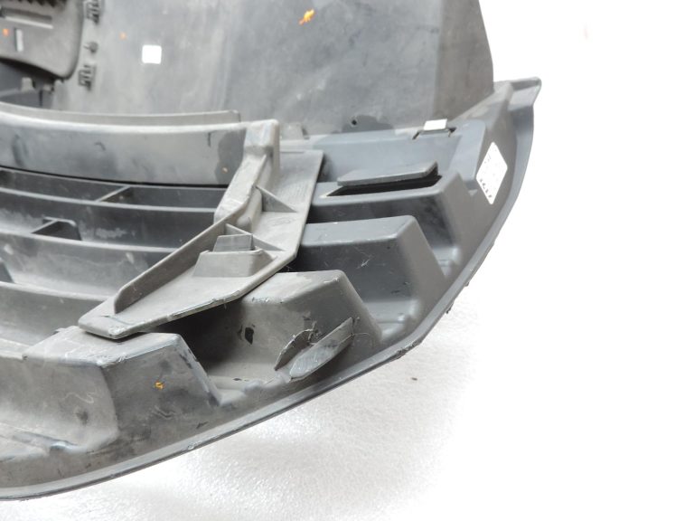 OE Opel Vivaro B Renault Trafic III priekšējais buferis ar radiatora resti 93868859