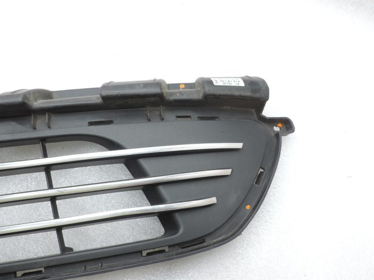 OE Opel Vivaro B Renault Trafic III priekšējais apakšējais bufera režģis 93868858