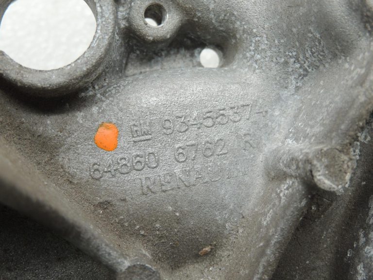 OEM Opel Vivaro B Renault Trafic III pārnesumkārbas turētājs 93455374