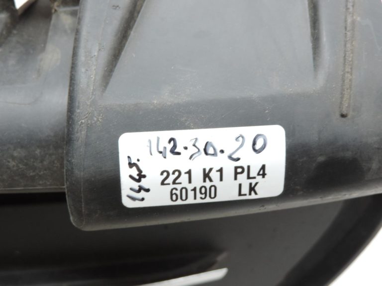OE Opel Vivaro B Renault Trafic III priekšējais apakšējais bufera režģis 93868858