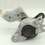 OEM Opel Vivaro B Renault Trafic III dzinēja kronšteins 93868345