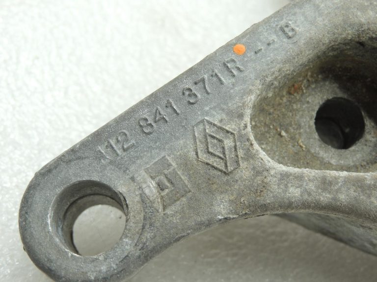 OEM Opel Vivaro B Renault Trafic III dzinēja kronšteins 93868345