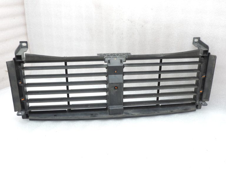 OE Opel Vivaro B Renault Trafic III priekšējā ventilācijas režģa gaisa plūsmas novadītājs 93867883 620C43334R