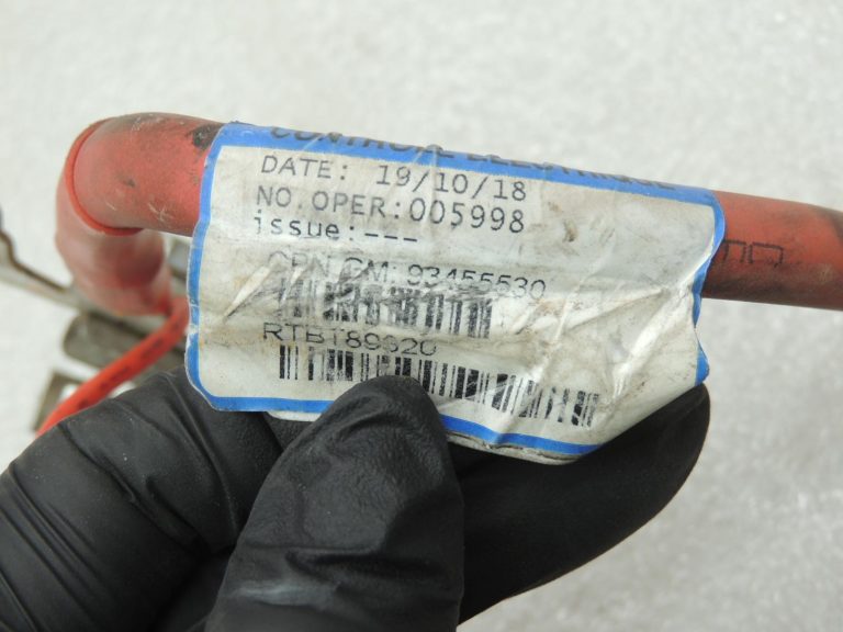 OEM Opel Vivaro B Renault Trafic III akumulatora pozitīvā vadu 93455530