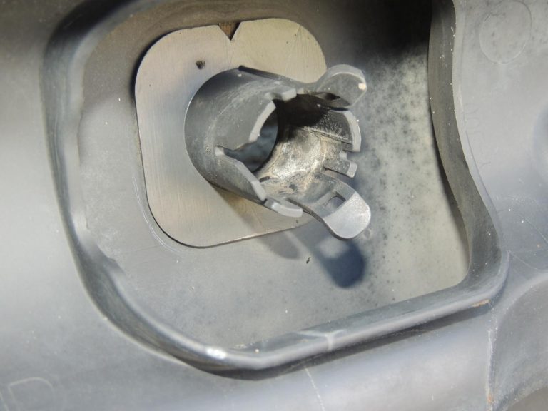 BMW E60 E61 aizmugurējais bamperis, melns II, 668 51110394707, OEM