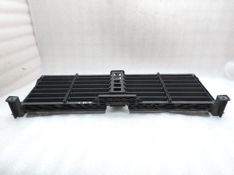 OE Opel Vivaro B Renault Trafic III priekšējā ventilācijas režģa gaisa plūsmas novadītājs 93867883 620C43334R