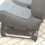 OPEL VIVARO B TRAFIC III pasažiera sēdekļa rāmis (labajā pusē) 95517343 95517379 OEM