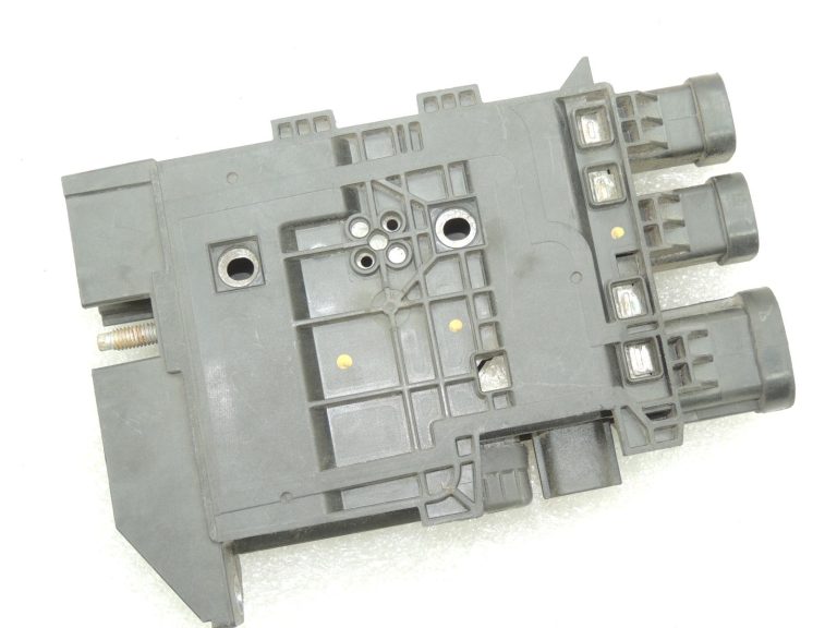 OEM Opel Vivaro B Renault Trafic III akumulatora strāvas sadalītājs 93452309
