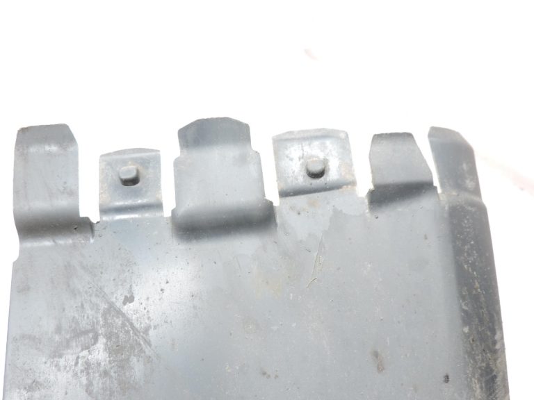 OE Opel Vivaro B Renault Trafic III aizmugurējā kreisā apakšdaļas aizsardzība 93867921