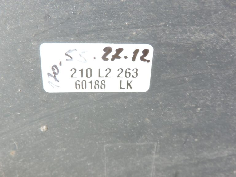 OE Opel Vivaro B Renault Trafic III aizmugurējā kreisā apakšdaļas aizsardzība 93867921