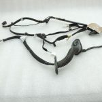 OE Opel Vivaro B Renault Trafic III durvju vadu kopne priekšā pa labi 93460094
