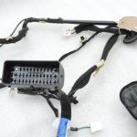 OE Opel Vivaro B Renault Trafic III durvju vadu kopne priekšā pa labi 93460094