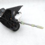 Opel Vivaro B Renault Trafic III 6 pakāpju M73 manuālā pārnesumkārba pārnesumu vadības mehānisms