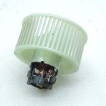 OE Opel Vivaro B Renault Trafic III centrālās apkures ventilatora motors 93161920