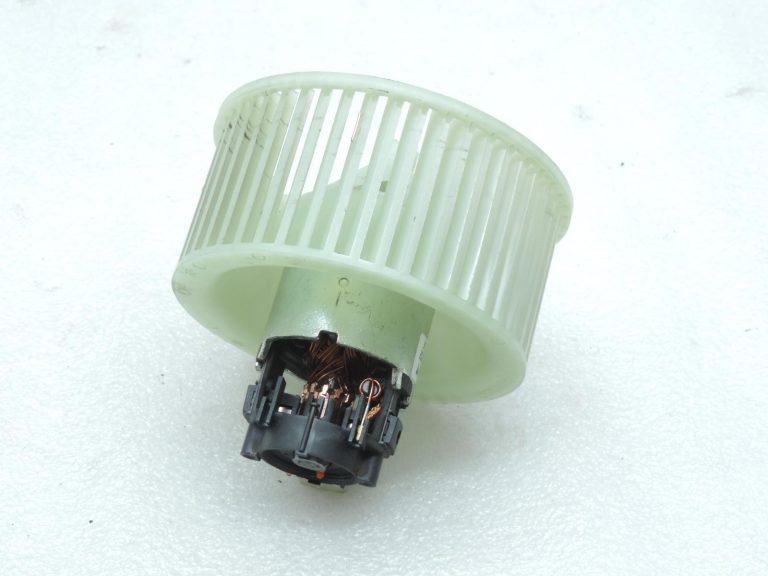 OE Opel Vivaro B Renault Trafic III centrālās apkures ventilatora motors 93161920