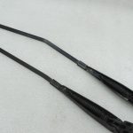 OE Opel Vivaro B Renault Trafic III stikla tīrītāju kronšteinu komplekts 93867986 93867989