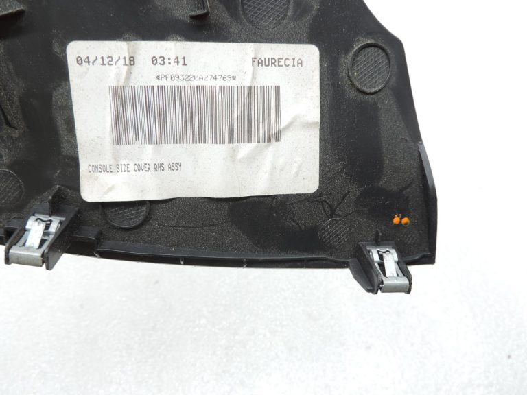 OE Opel Vivaro B Renault Trafic III centrālās konsoles pārsegs (labajā pusē) 93452500