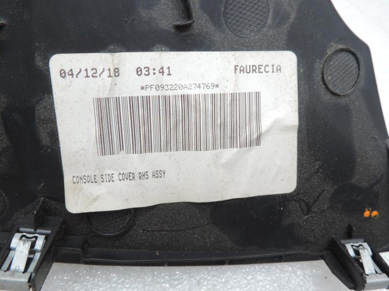 OE Opel Vivaro B Renault Trafic III centrālās konsoles pārsegs (labajā pusē) 93452500