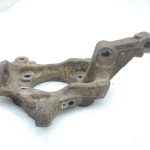 OE Opel Vivaro B Renault Trafic priekšējā labā puse – šarnīra kronšteins 93866696