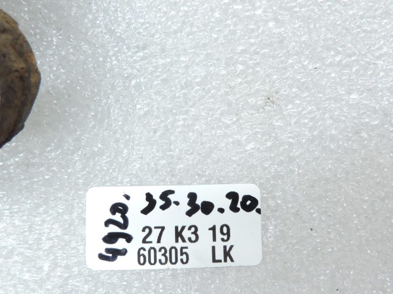 OE Opel Vivaro B Renault Trafic priekšējā labā puse – šarnīra kronšteins 93866696