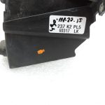 OE Opel Vivaro B Renault Trafic III Dekoratīvā līste priekšējā stikla labajā pusē 93867905