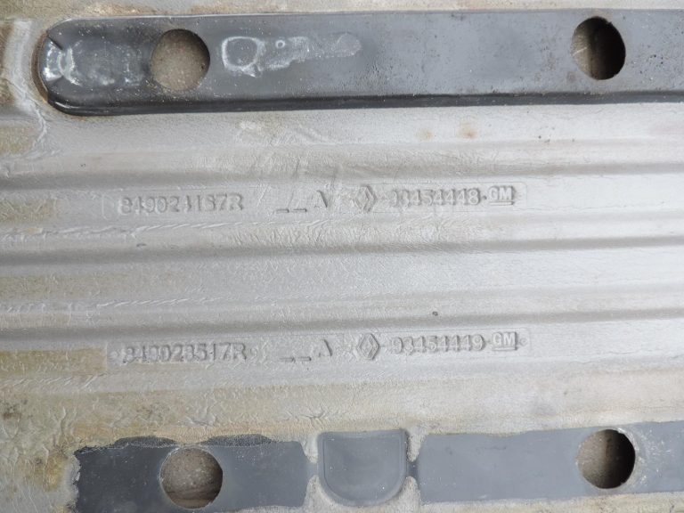 Opel Vivaro B Renault Trafic III gumijas grīdas apdare otrajai rindai 93454448