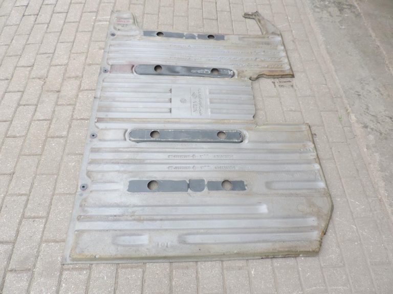 Opel Vivaro B Renault Trafic III gumijas grīdas apdare otrajai rindai 93454448