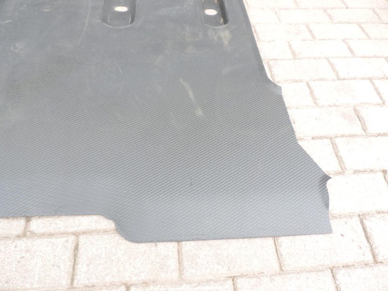 Opel Vivaro B Renault Trafic III gumijas grīdas apdare trešajai sēdekļu rindai 93454442