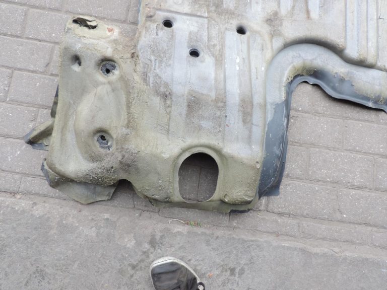 Opel Vivaro B Renault Trafic III gumijas grīdas apšuvums priekšā 93450149