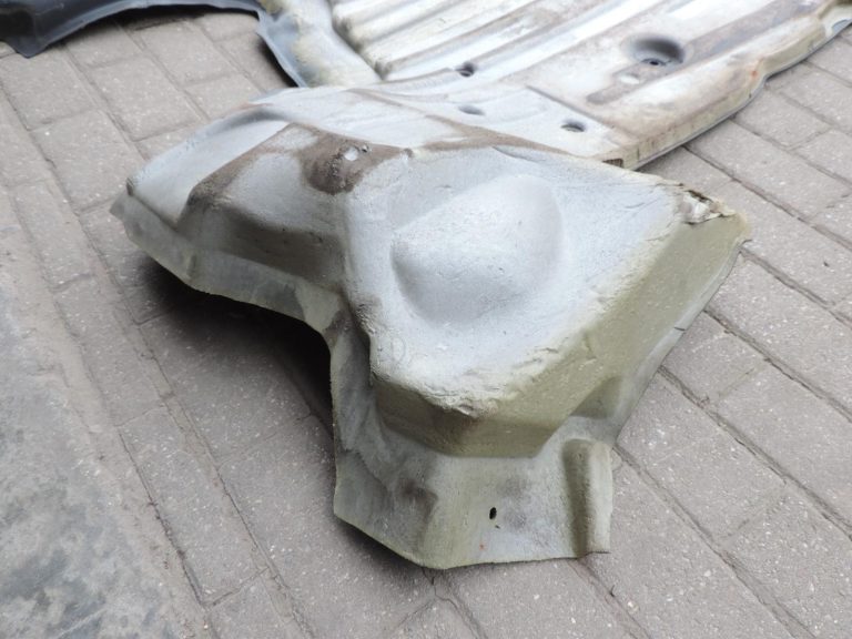 Opel Vivaro B Renault Trafic III gumijas grīdas apšuvums priekšā 93450149