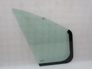 OE Opel Vivaro B Renault Trafic III priekšējais labais trīsstūrveida logs 95530823