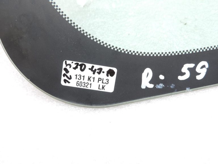 OE Opel Vivaro B Renault Trafic III priekšējais labais trīsstūrveida logs 95530823