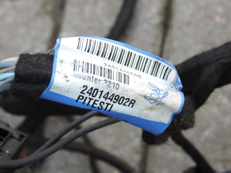Opel Vivaro B Renault Trafic III instrumentu paneļa vadu kopne 93455493 Mazs DEFEKTS