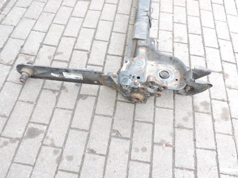 OE Opel Vivaro B Renault Trafic III aizmugurējā ass 93868595