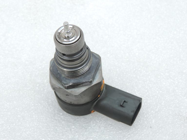 OE BMW M57N2 M47N2 degvielas iesmidzināšanas slieksnis, degvielas spiediena regulētājs 13537805734 7805734
