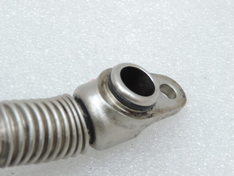 OE BMW M57N2 2,5D 3,0D turbokompresora eļļas atgriezes caurule 11427804257