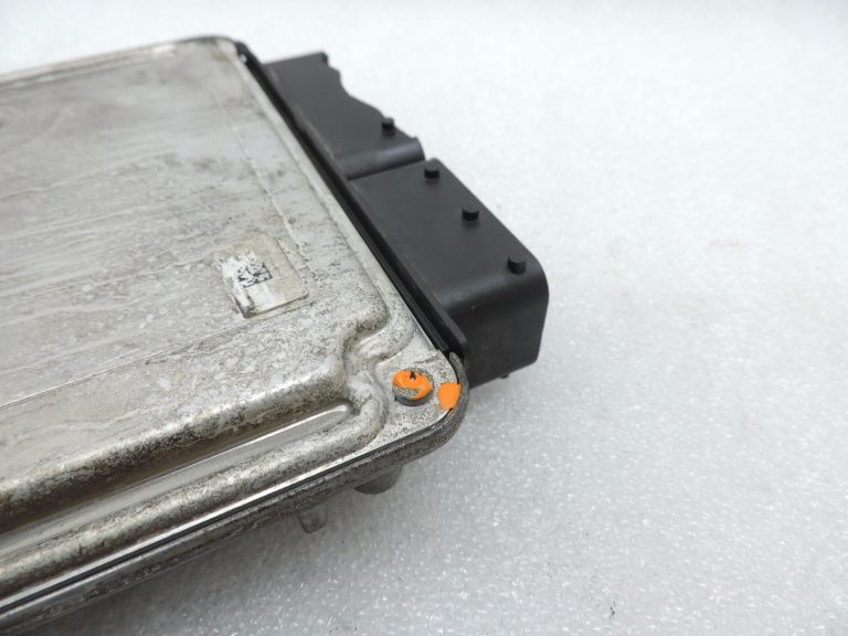 OE BMW F20, F21, F22, F30, F31, F34 dīzeļdzinēja B47 vadības bloks 8589145 – BOJĀTS