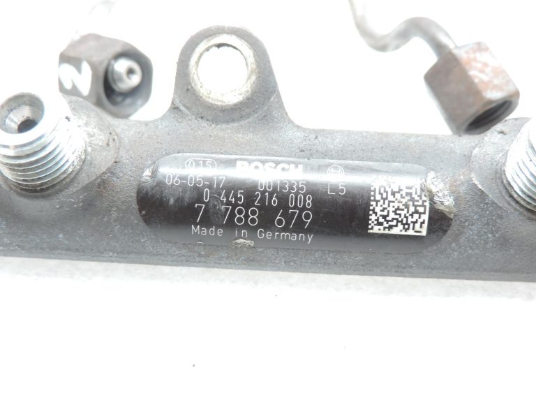 OE BMW M57N2 degvielas iesmidzināšanas slīksne ar augstspiediena cauruli 7788679 0445216008